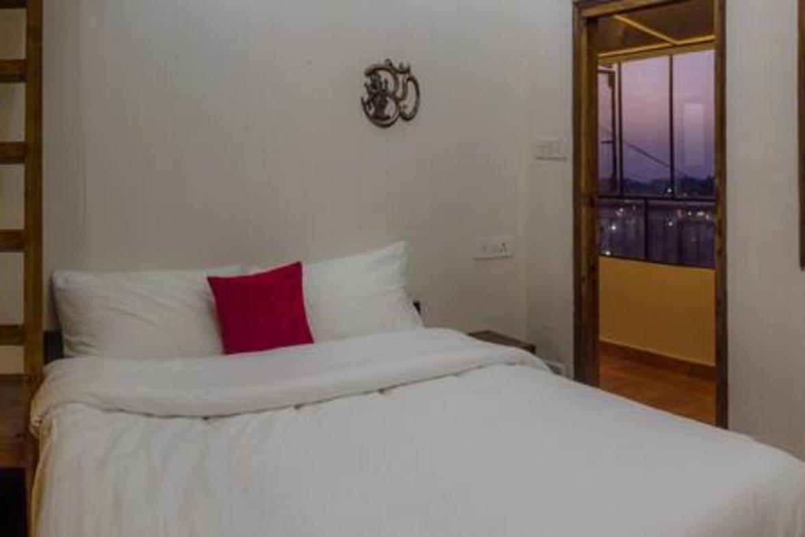 Cottage On Mall Road By Kalawati Homes Shimla Exterior photo
